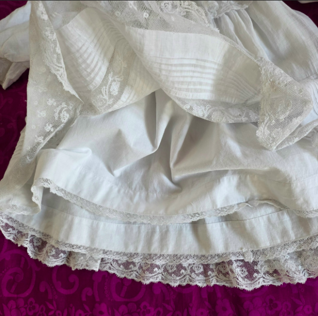 Платье старинное